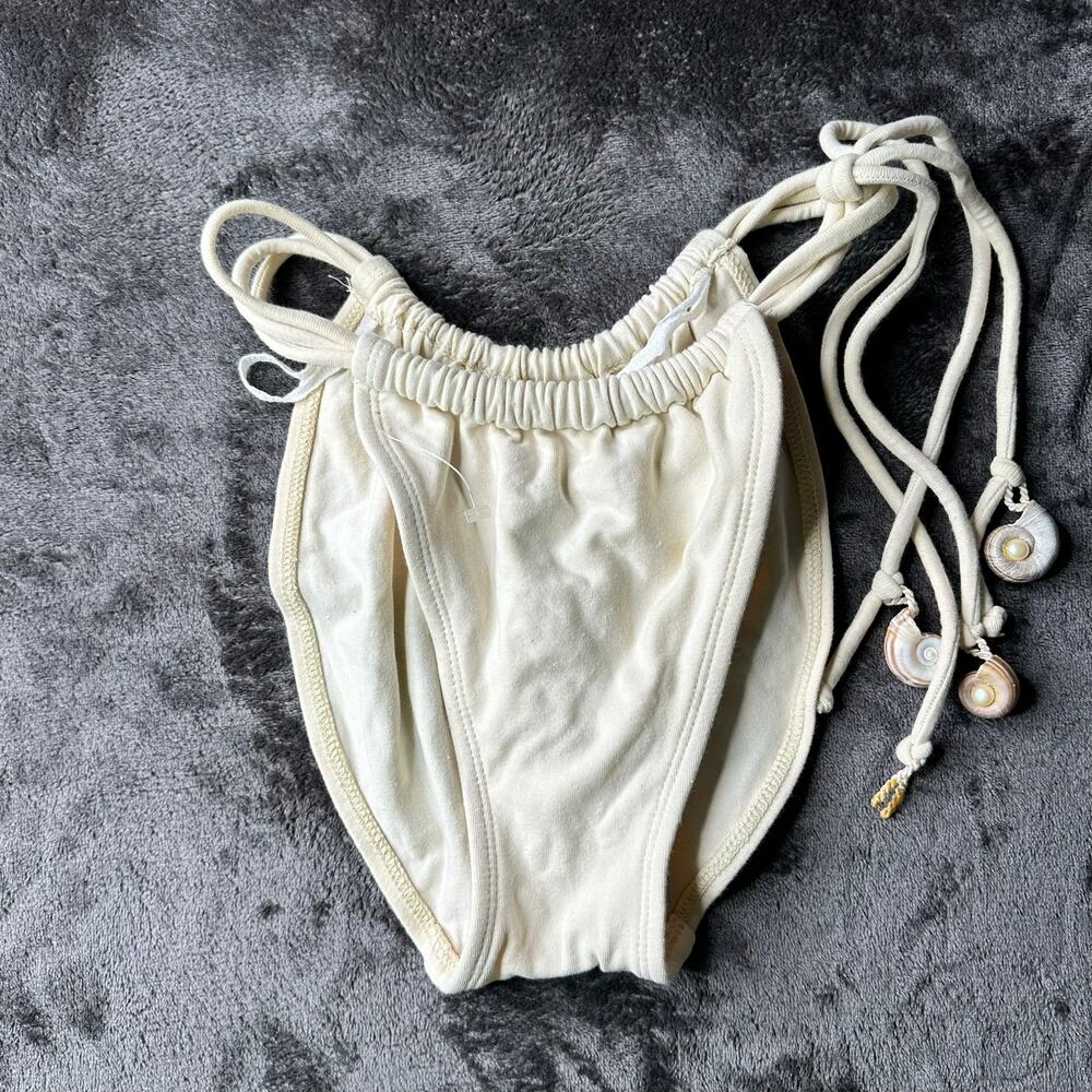 Vintage Y2K/90s Beaded Seashell tassel Mermaid Bikini Bottom 
Women’s Size M/L